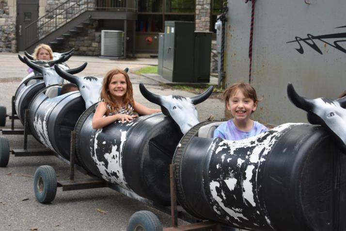 Barrel car rides